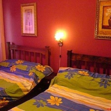 ทามารอว์ บีช รีสอร์ต Hotel ปูแอร์โตกาเลรา ภายนอก รูปภาพ